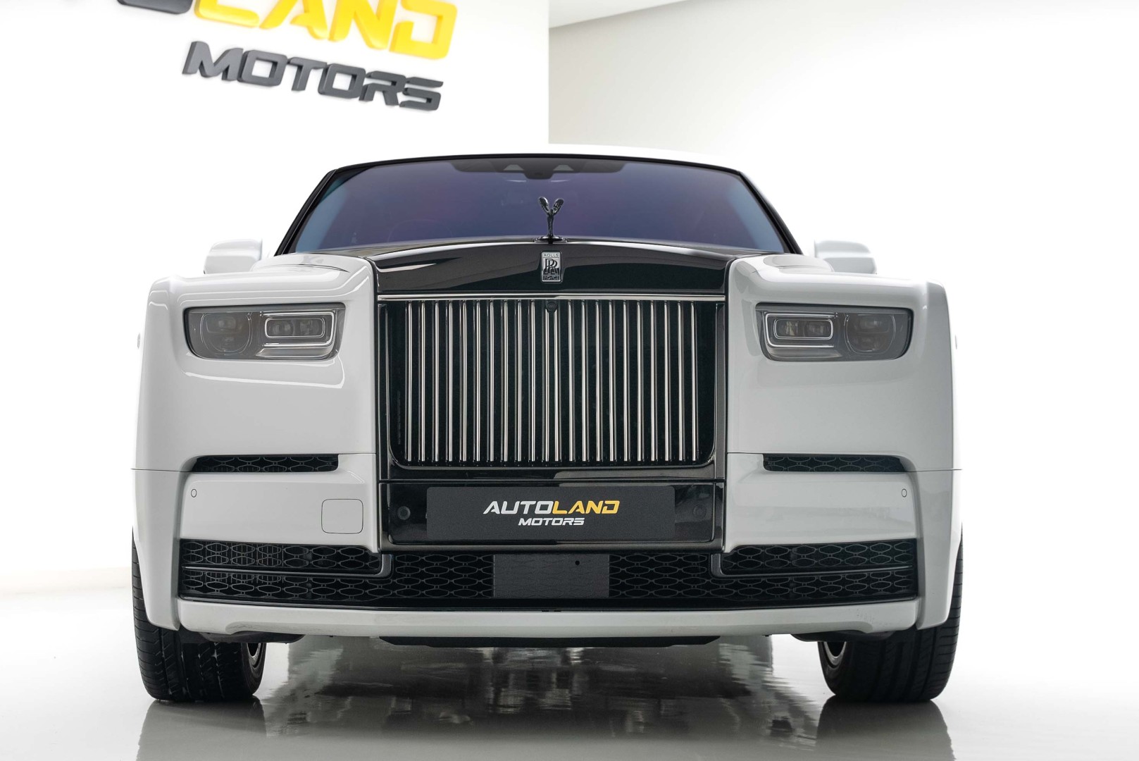 2024 ROLLS ROYCE PHANTOM MONTE CARLO1 OF 25 BESPOKE SOUND SYSTEM. IMMERSIVE SEATS.